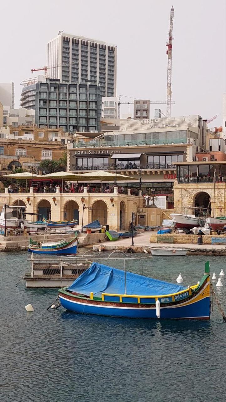 Malta Crown Guesthouse Saint Julian's Exterior photo